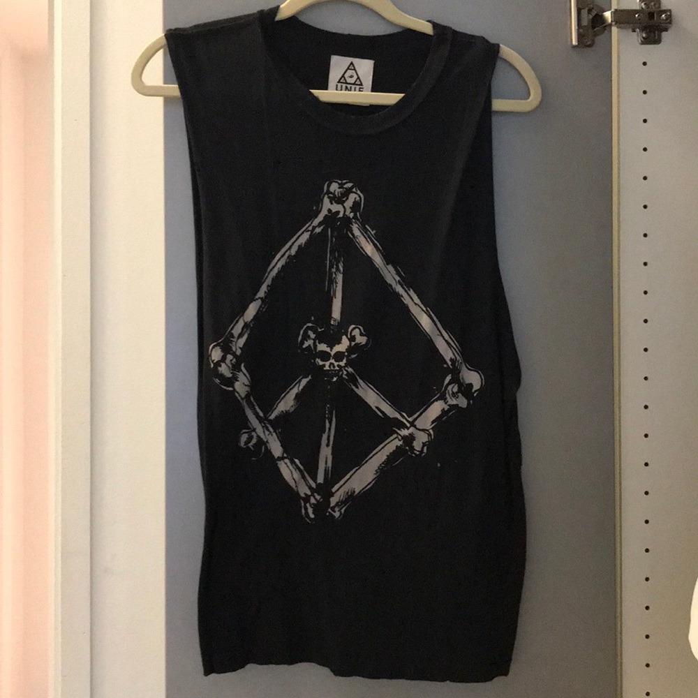 Unif muscle tank